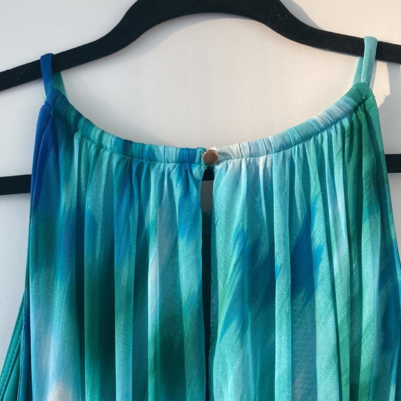 NWT semi-formal dress - Picture 6 of 8